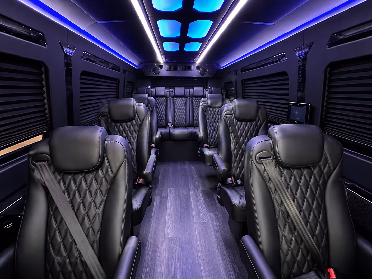 any hour little rock sprinter van airport pickups for red eye and late night flights